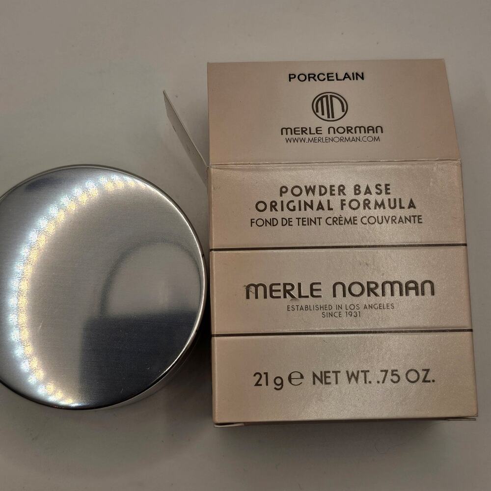NEW‎ Merle Norman Powder Base Original Formula Foundation